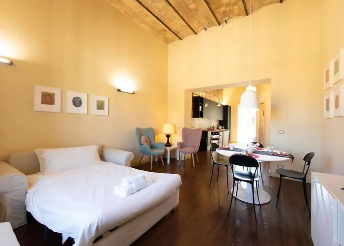 The Rent - Elegant Two-bedroom Close To Saint Peter's Basilica Apartment *