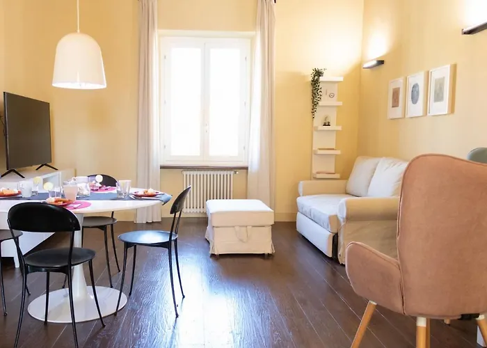 The Rent - Elegant Two-bedroom Close To Saint Peter's Basilica Roma
