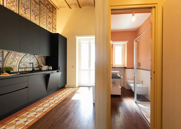 The Rent - Elegant Two-bedroom Close To Saint Peter's Basilica *