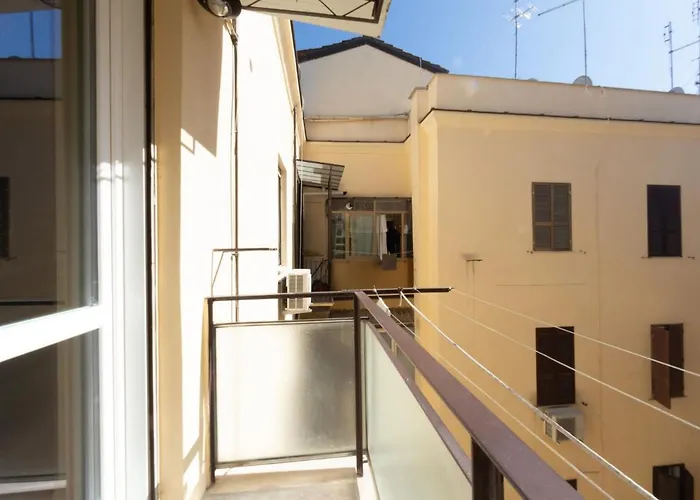 The Rent - Elegant Two-bedroom Close To Saint Peter's Basilica Roma