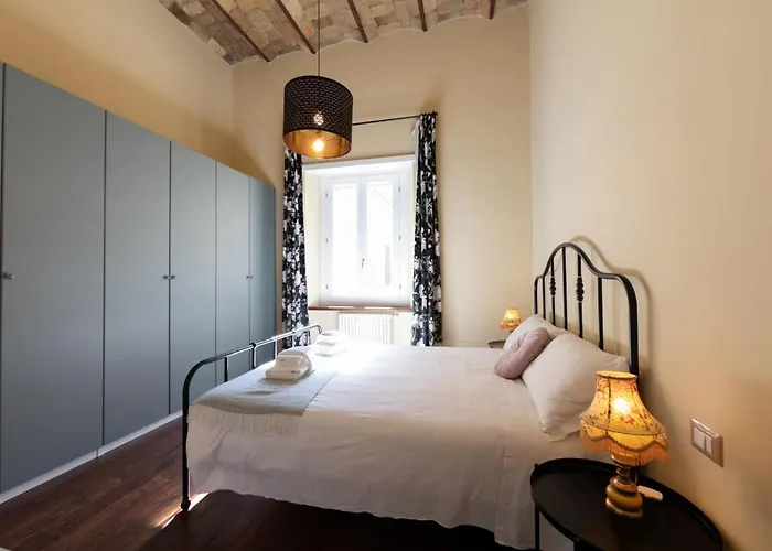 The Rent - Elegant Two-bedroom Close To Saint Peter's Basilica Rome